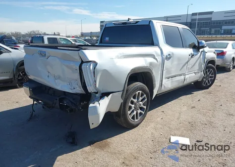 2026 Toyota Tundra Hybrid 1794 Edition Crewmax 5.5' Bed z USA, uszkodzony, nr VIN 5TFMC5DB2TX114210